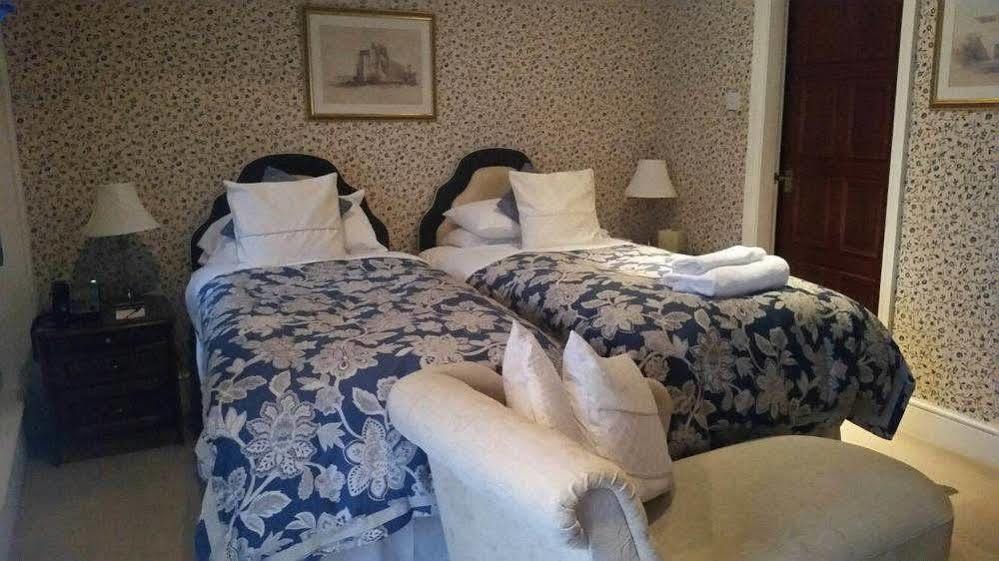The Cottage Hotel Bradmore  Экстерьер фото