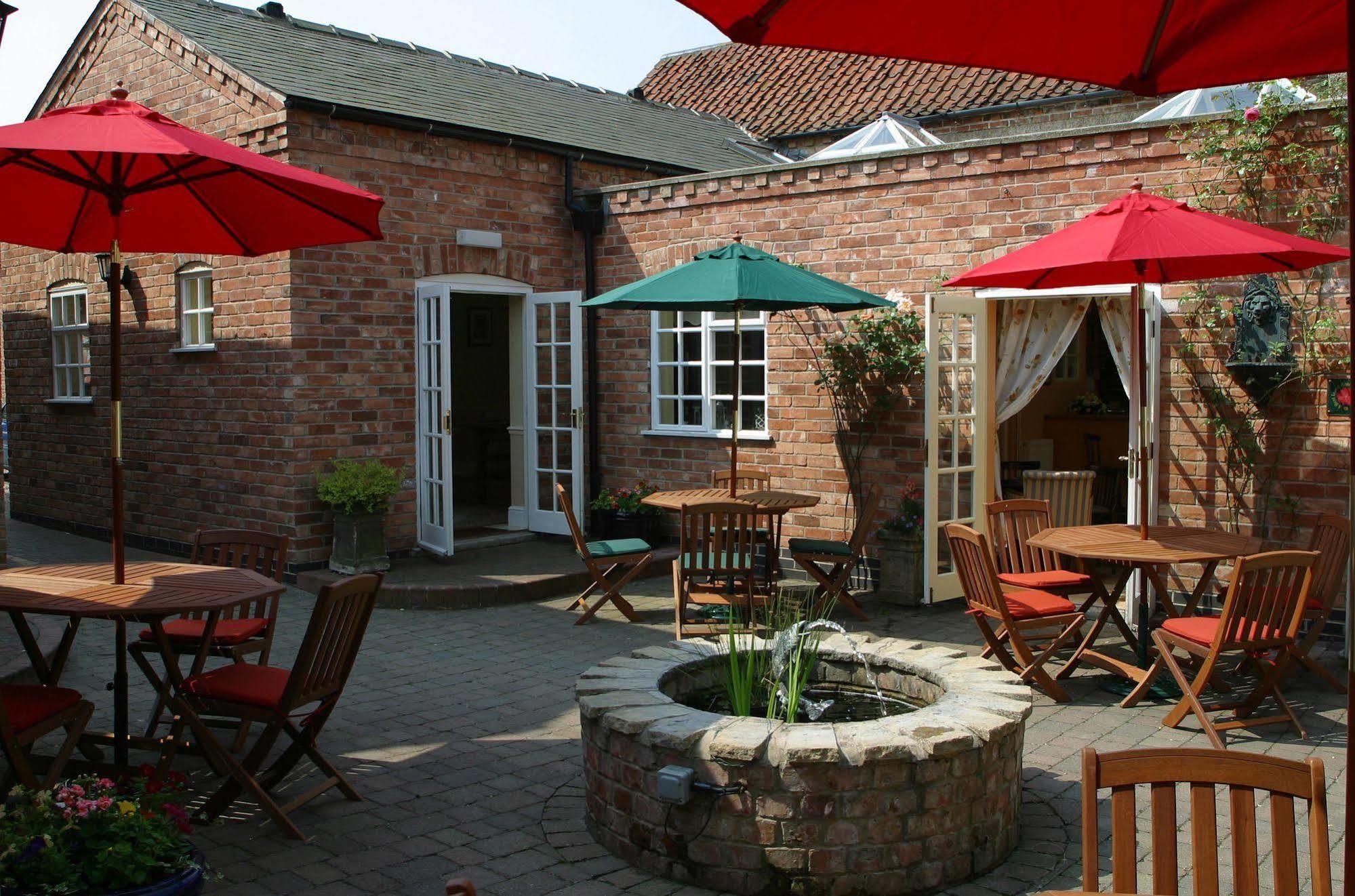 The Cottage Hotel Bradmore  Экстерьер фото